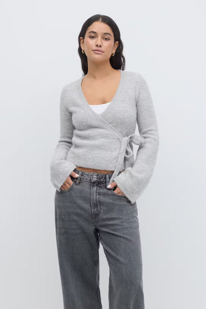 Cardigan Avvolgente in Maglia