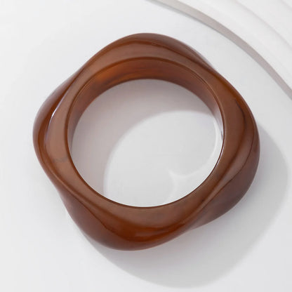 Bracciale Bangle Vintage in Resina - Design Geometrico Irregolare Marrone